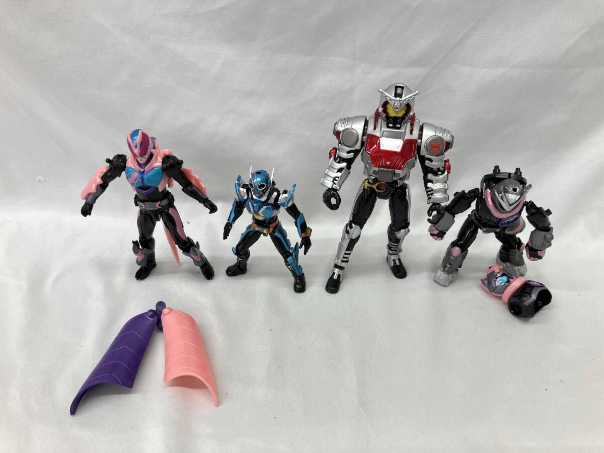 ジャンク 仮面ライダー フィギュアまとめ売り - メルカリ