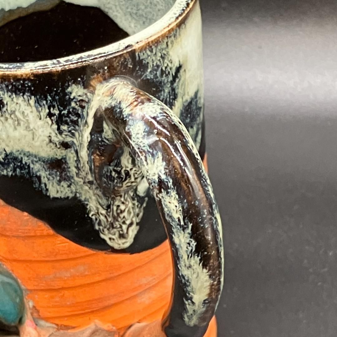 隅田焼 井上良斎 造 高浮彫 人物図 辰砂釉 マグカップ 明治期 古陶器