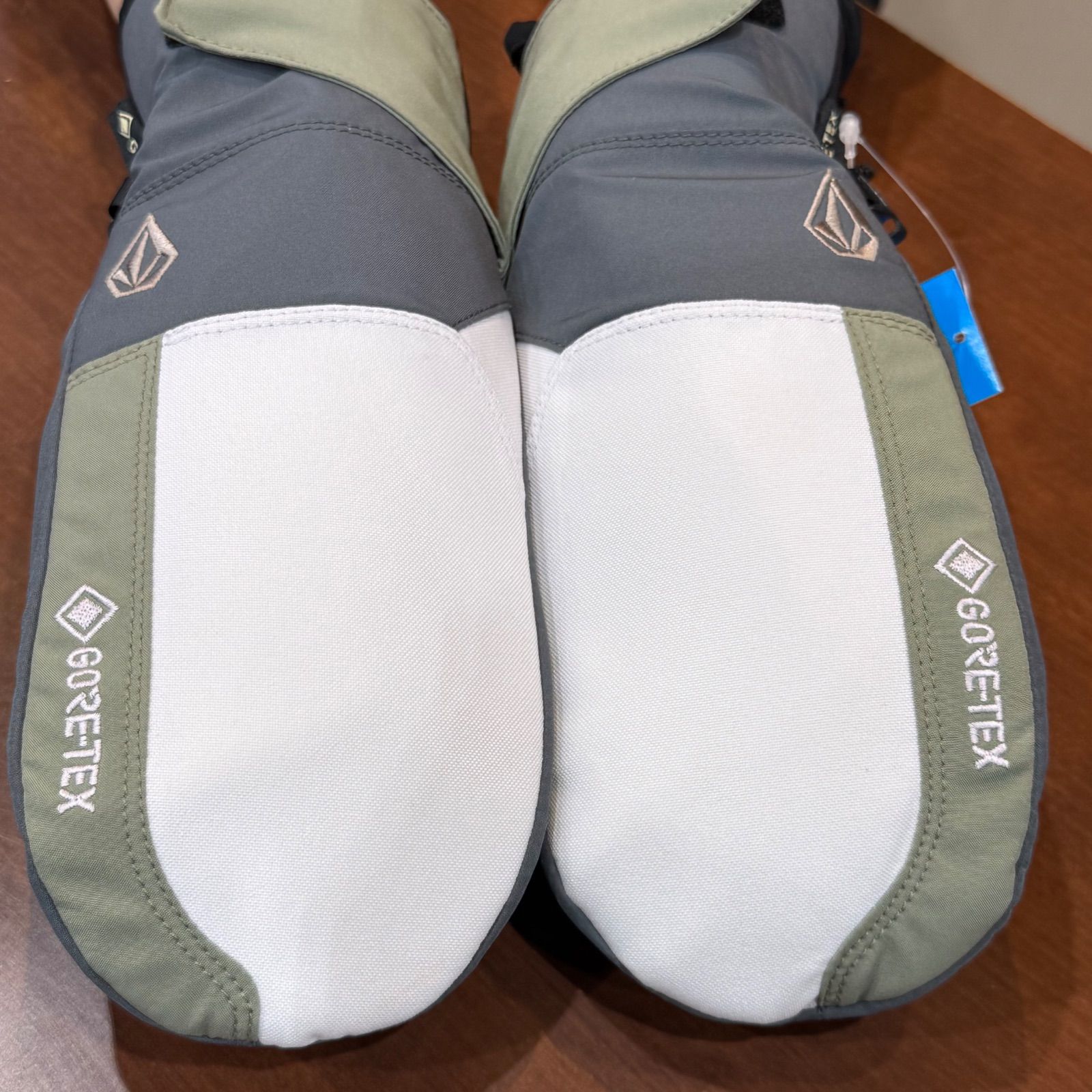 23-24 VOLCOM ボルコム STAY DRY GORE-TEX MITT LIGHTMILITARY