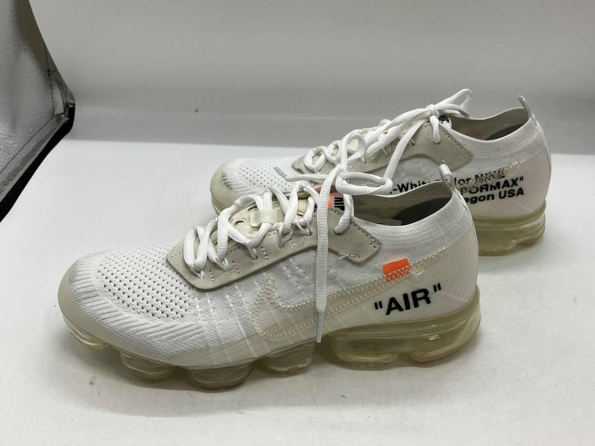 3831-100 スニーカー