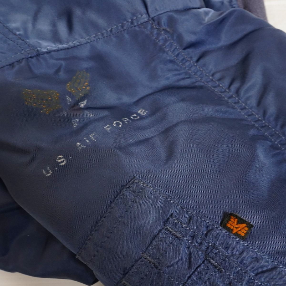 90S ALPHA INDUSTRIES アルファインダストリーズ 50S 復刻 U.S. AIR