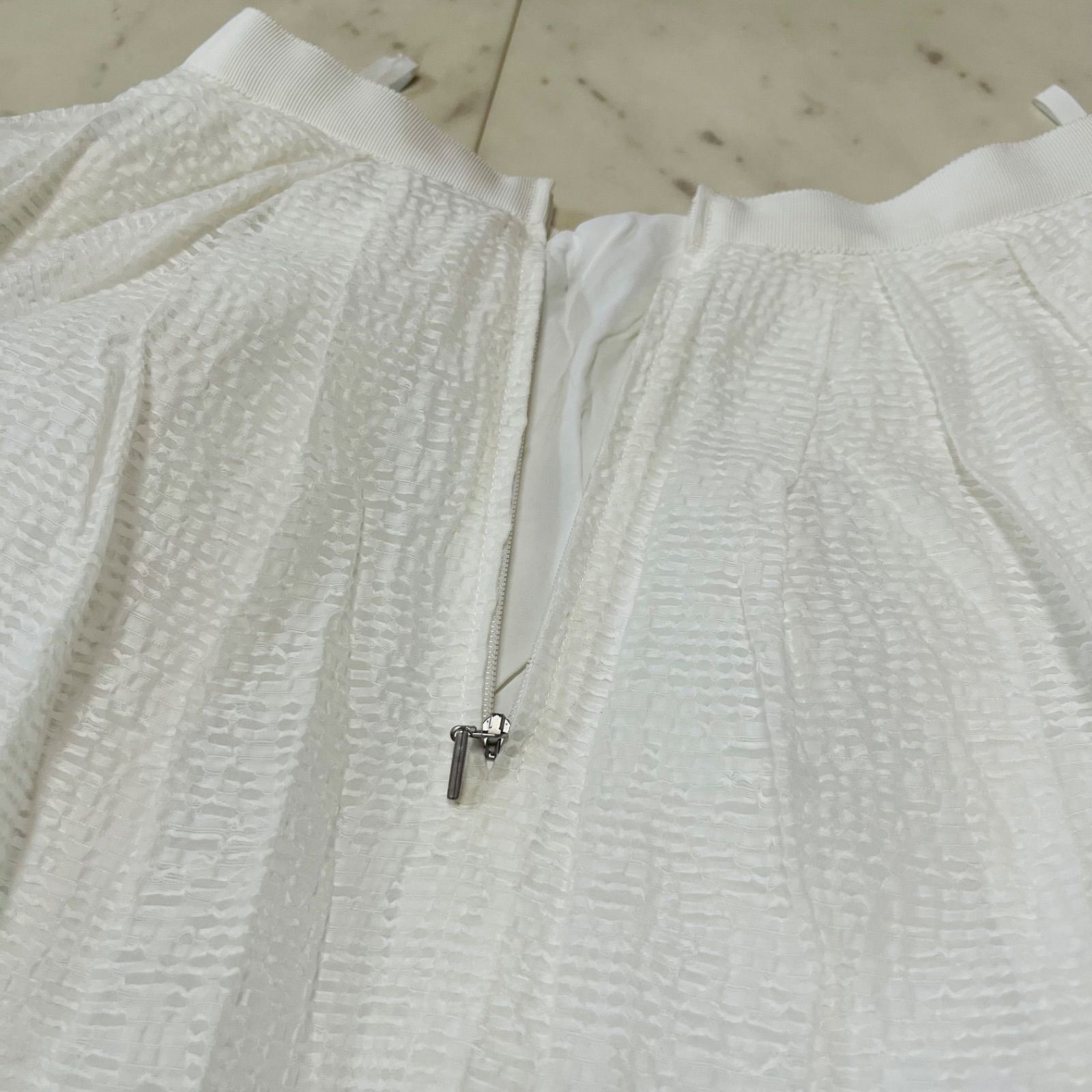 FOXEY フレアスカート 38 ホワイト FOXEY フレアスカート 38 ホワイト FOXEY ホワイト 0 1 フォクシー