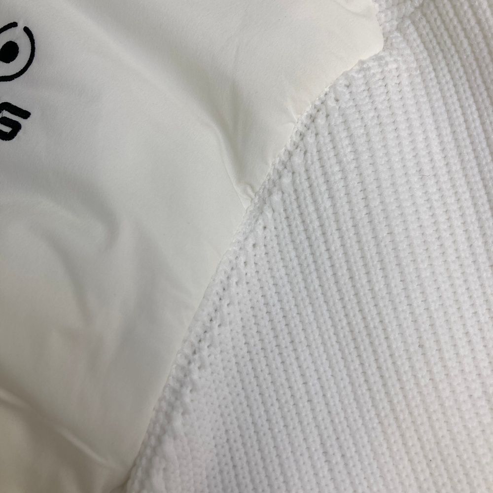 新品　ピン ゴルフウェア 中綿ジャケット　Sサイズ　ホワイト ◎新品◎PING ピン ゴルフウェア 中綿ジャケット ホワイト Sサイズ