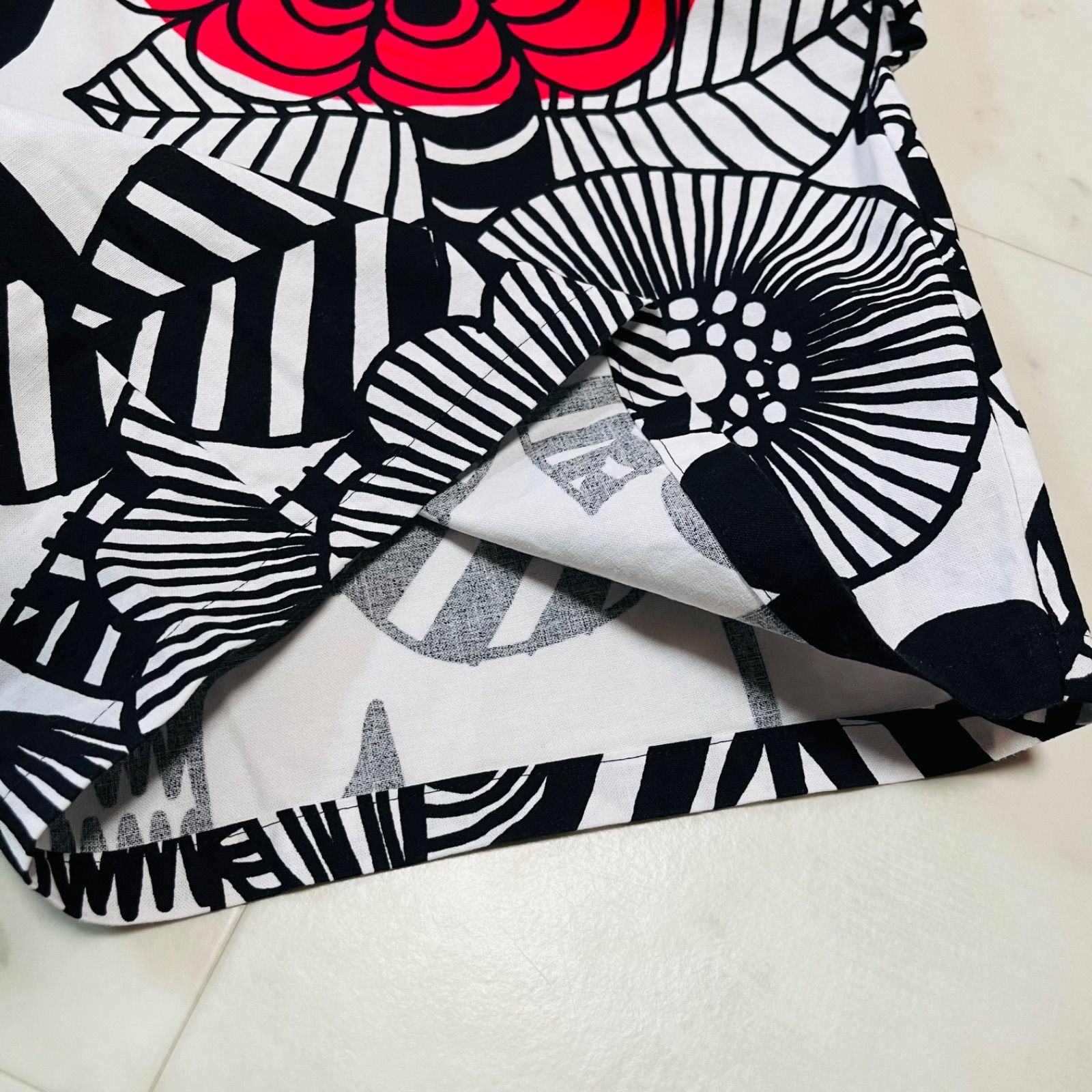 JUNYA WATANABE ×マリメッコ　花柄ガウチョパンツ JUNYA WATANABE ×マリメッコ 花柄ガウチョパンツ JUNYA WATANABE