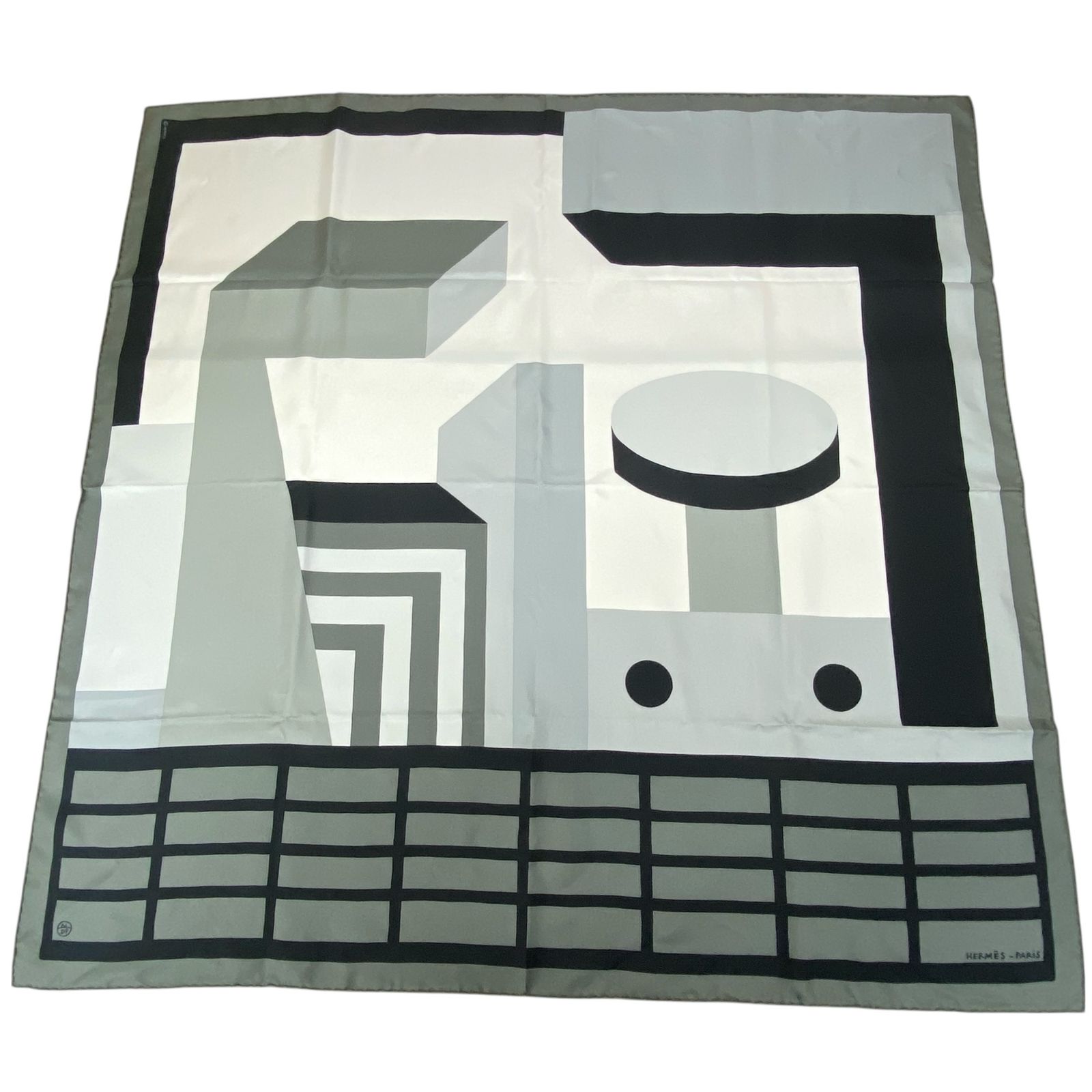 HERMES エルメス カレ90 Zeta de Nathalie du Pasquier ゼータ ナタリー デュ パスキエ スカーフ グレー シルク100％ き