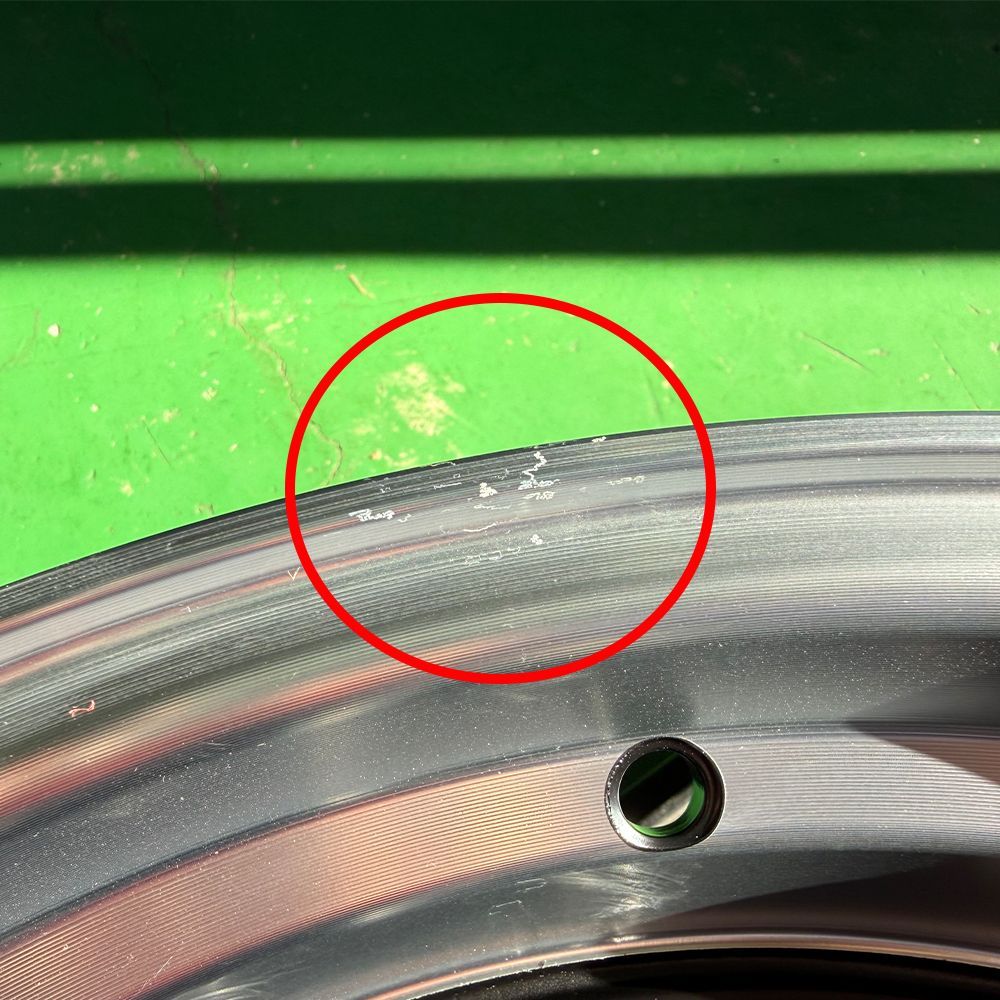 訳あり品 ホイールのみ 4本セット Bounty Collection BD 00 フロント 19 x 8.5 35 | リア 9.5 38 114.3-5 H 19インチ 1台分