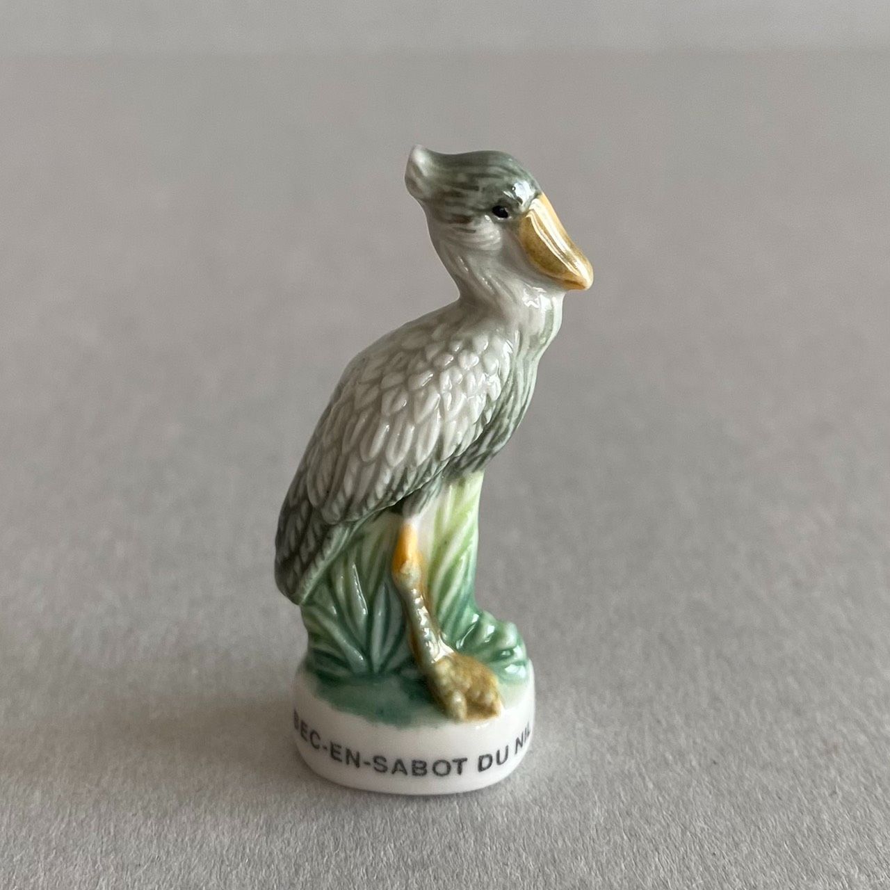 ハシビロコウのフェーブ／鳥／フランス雑貨／陶器ミニチュア