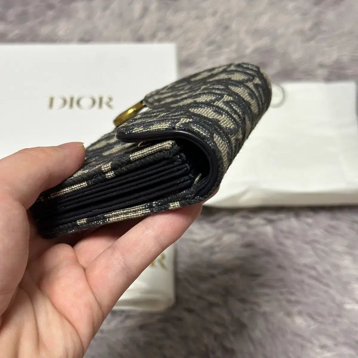 アコーディオン