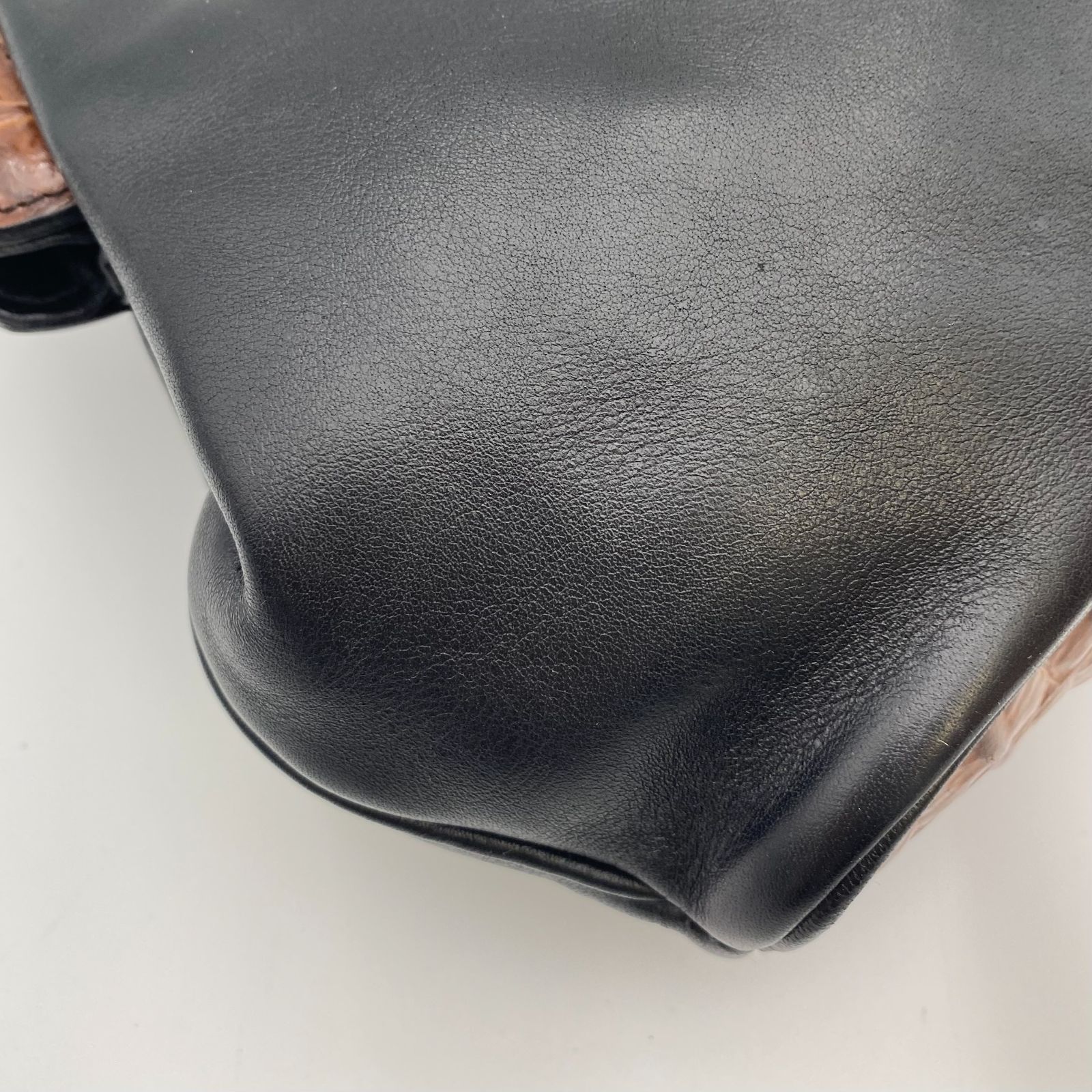 BALLY クロコ型押し クラッチバッグ 新品未使用 Bally バリー クラッチバッグ クロコ型押し 2867 - メルカリ