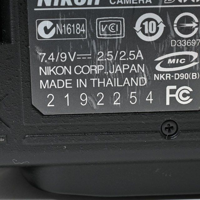 ボディ｜シャッター数わずか3