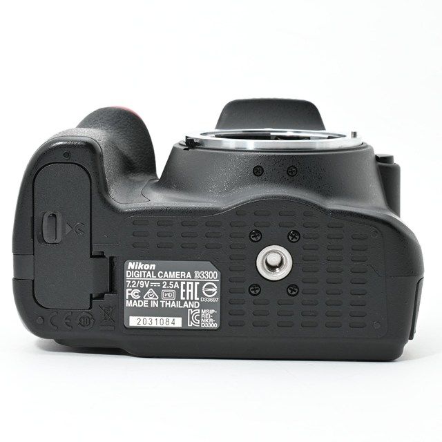 良品＞ Nikon デジタル一眼レフ D3300 ダブルズームキット｜シャッター