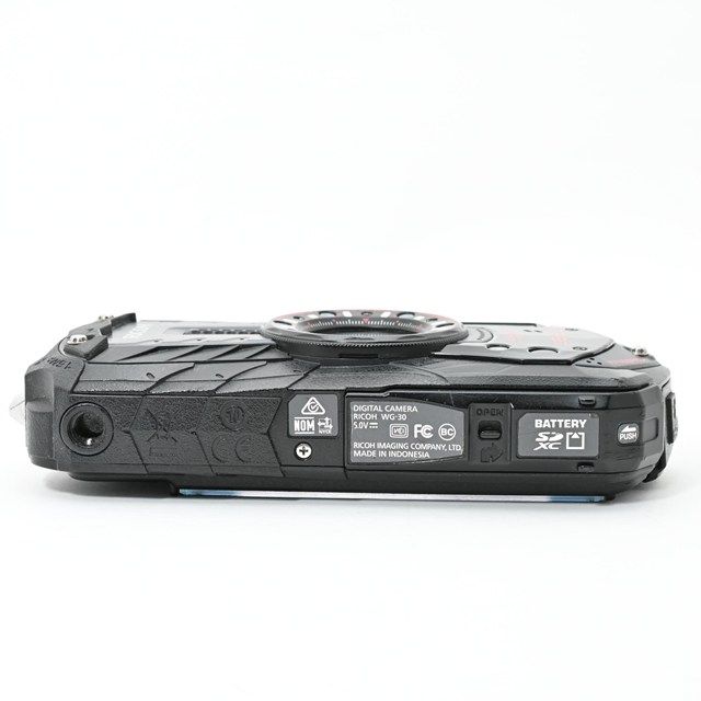 防水デジタルカメラ