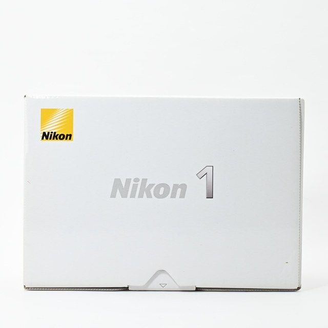 ♥品 Nikon ミラーレス一眼 1 J ダブルズームキット レッド｜軽量コンパクトで扱いやすい モデル｜♥の 同等コンディションで安心して始められるセット