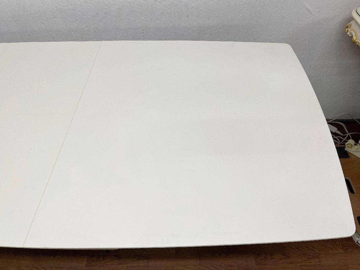 ○ボーコンセプト BoConcept ミラノ ダイニングテーブル