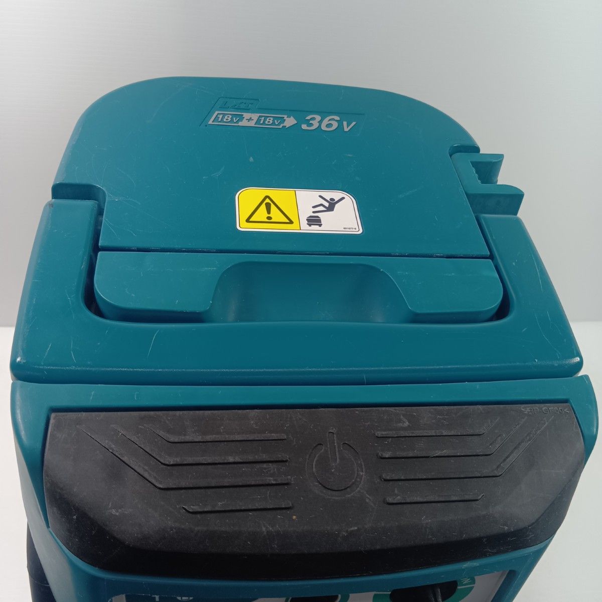 MAKITA マキタ 集じん機 ホース付属 コードレス式 18v×2 VC867D ブルー