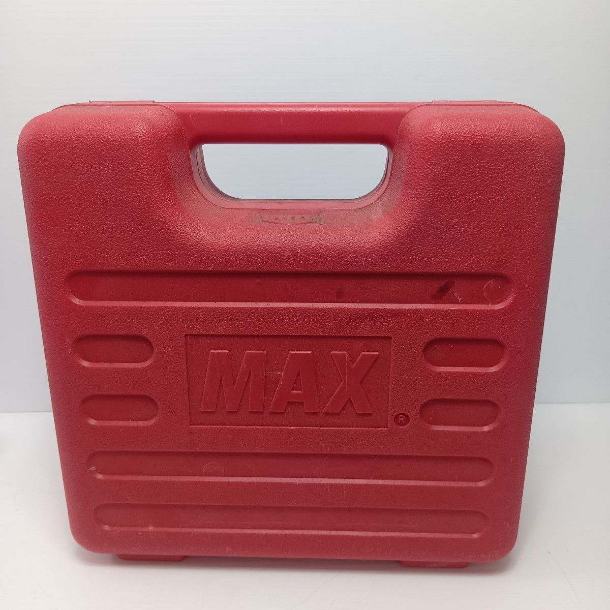 MAX マックス エアインパクトドライバ　程度C ケース付 高圧 HF-ID7P レッド MAX マックス エアインパクトドライバ 程度C ケース付 高圧 HF-ID7P