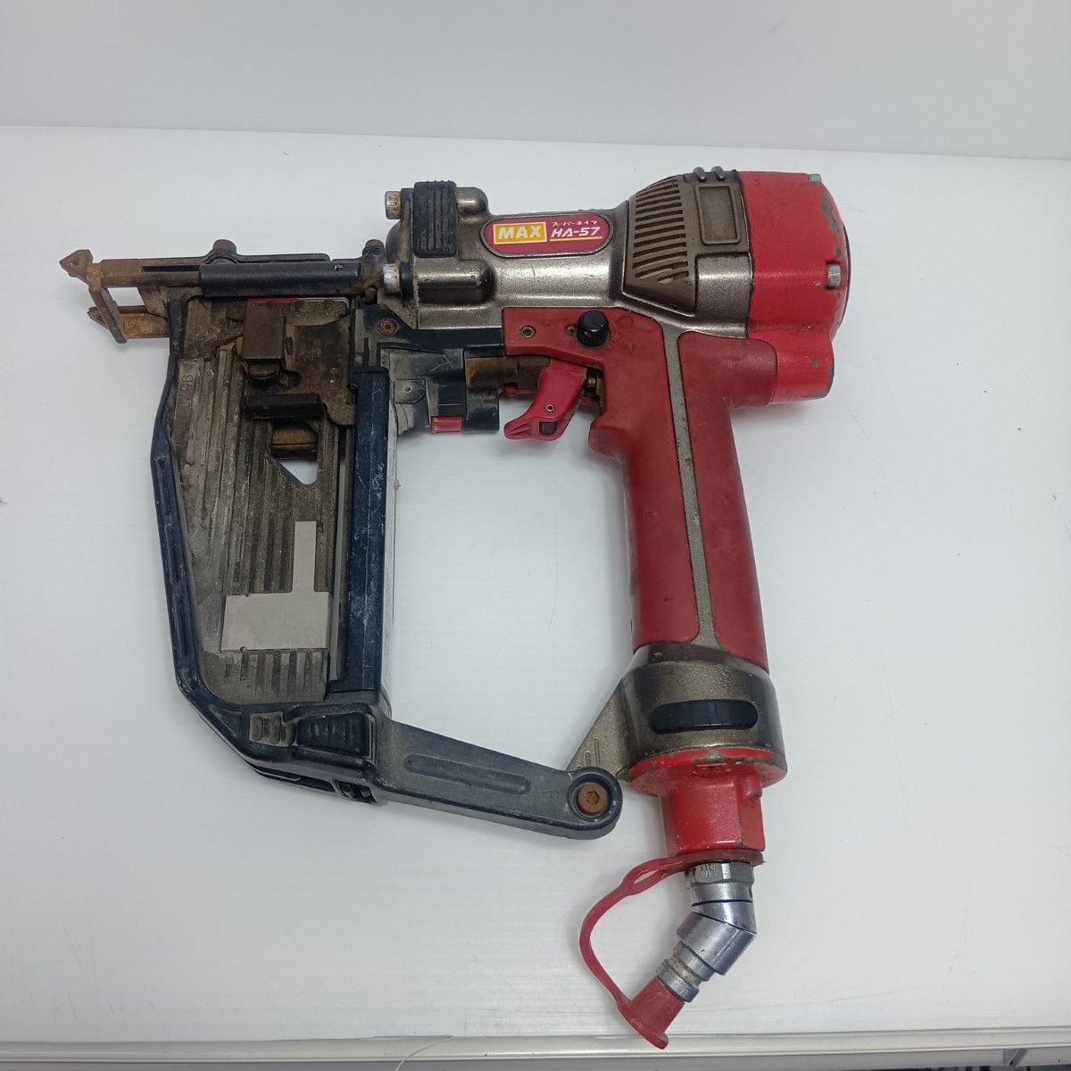 MAX マックス エアネイラ 程度C 本体のみ 高圧 HA 57 レッド