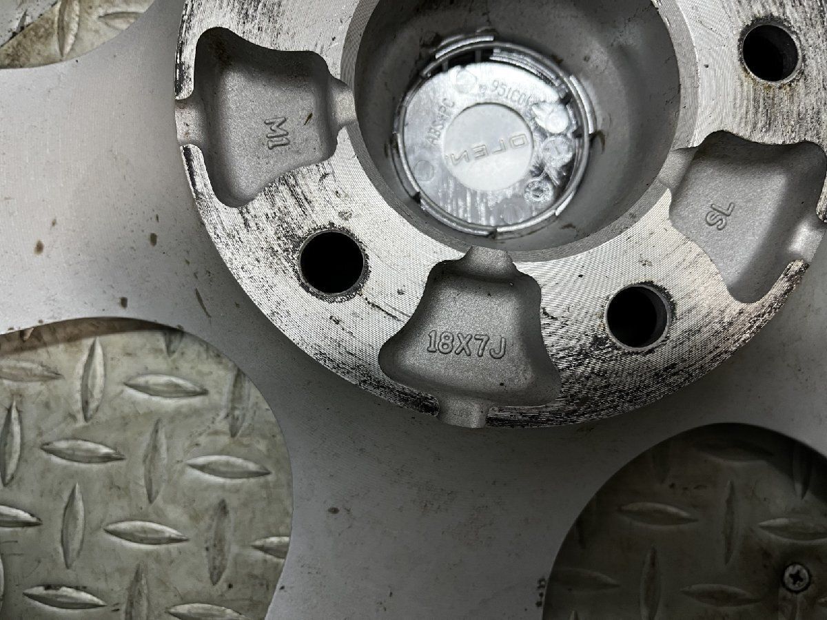 DUNLOP VIOLENTO ヴィオレント 18インチ 4本 7J5HPCD114.3+48 C-HR