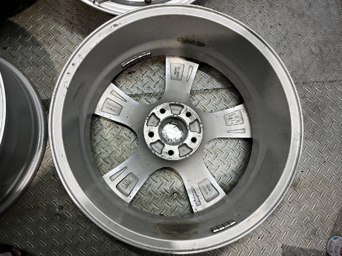 DUNLOP VIOLENTO ヴィオレント 18インチ 4本 7J5HPCD114.3+48 C-HR