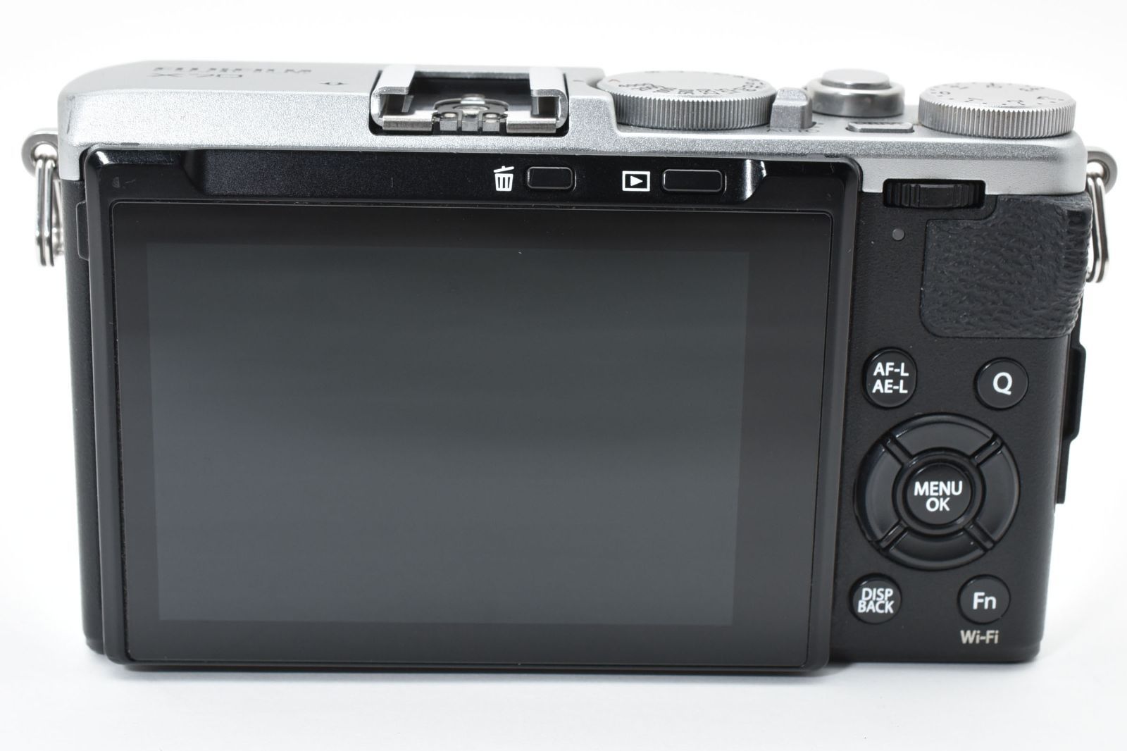  上品 Fujifilm X 70 シルバー コンパクトデジタルカメラ デジタルカメラ