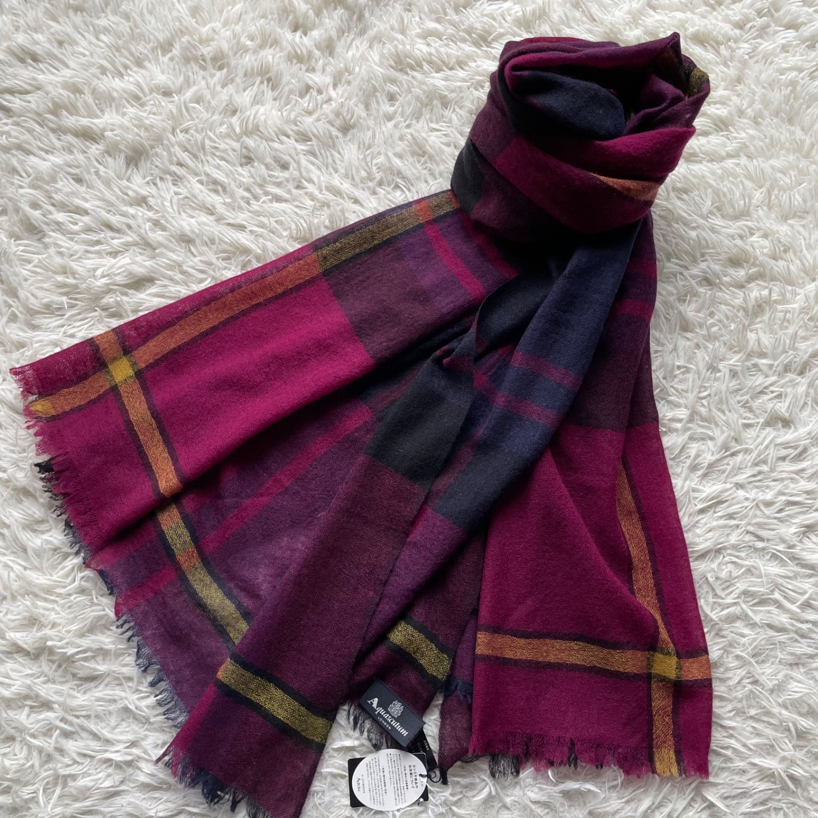 Aquascutum アクアスキュームタム ♥ タグ付き 洗えるカシミヤ 大判ストール マフラー ショール 膝掛け チェック フリンジ