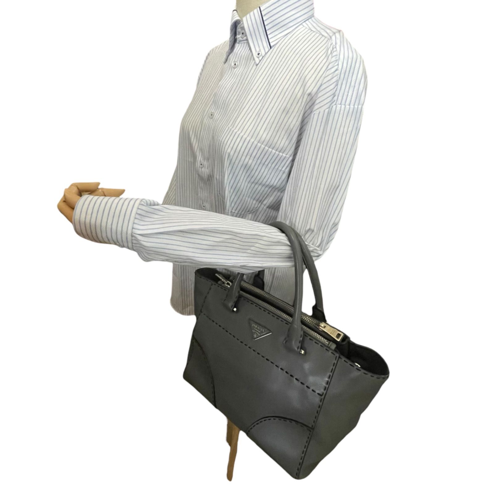 PRADA プラダ シティカーフ ショルダーバッグ ハンドバッグ 2way 三角 