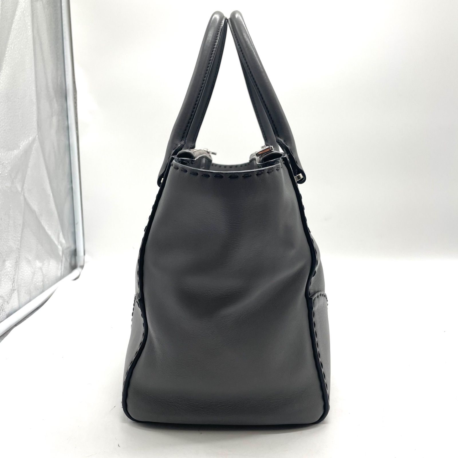 PRADA プラダ シティカーフ ショルダーバッグ ハンドバッグ 2way 三角 