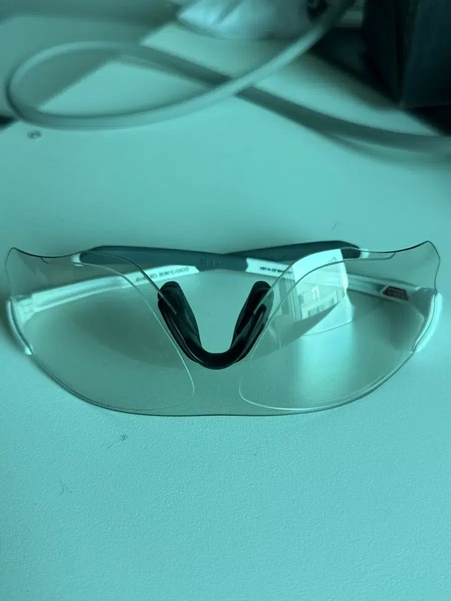 オークリー 変色レンズ OO 9313 0638 イヴイゼロ パス