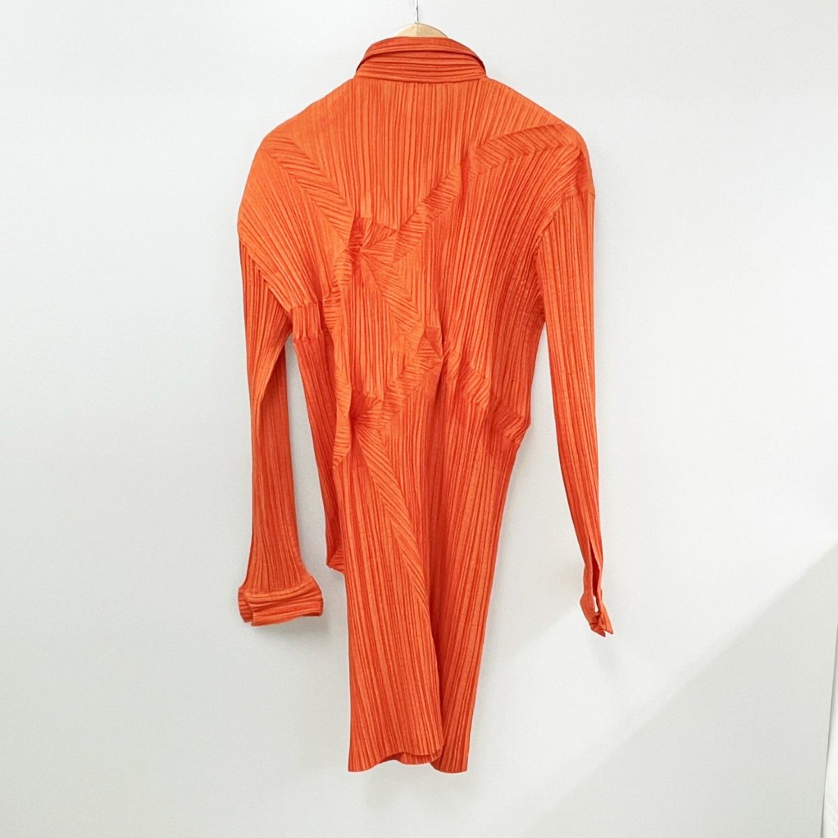 イッセイミヤケ　　長袖 ◇◇ISSEY MIYAKE イッセイミヤケ 長袖シャツ Mサイズ ミセス