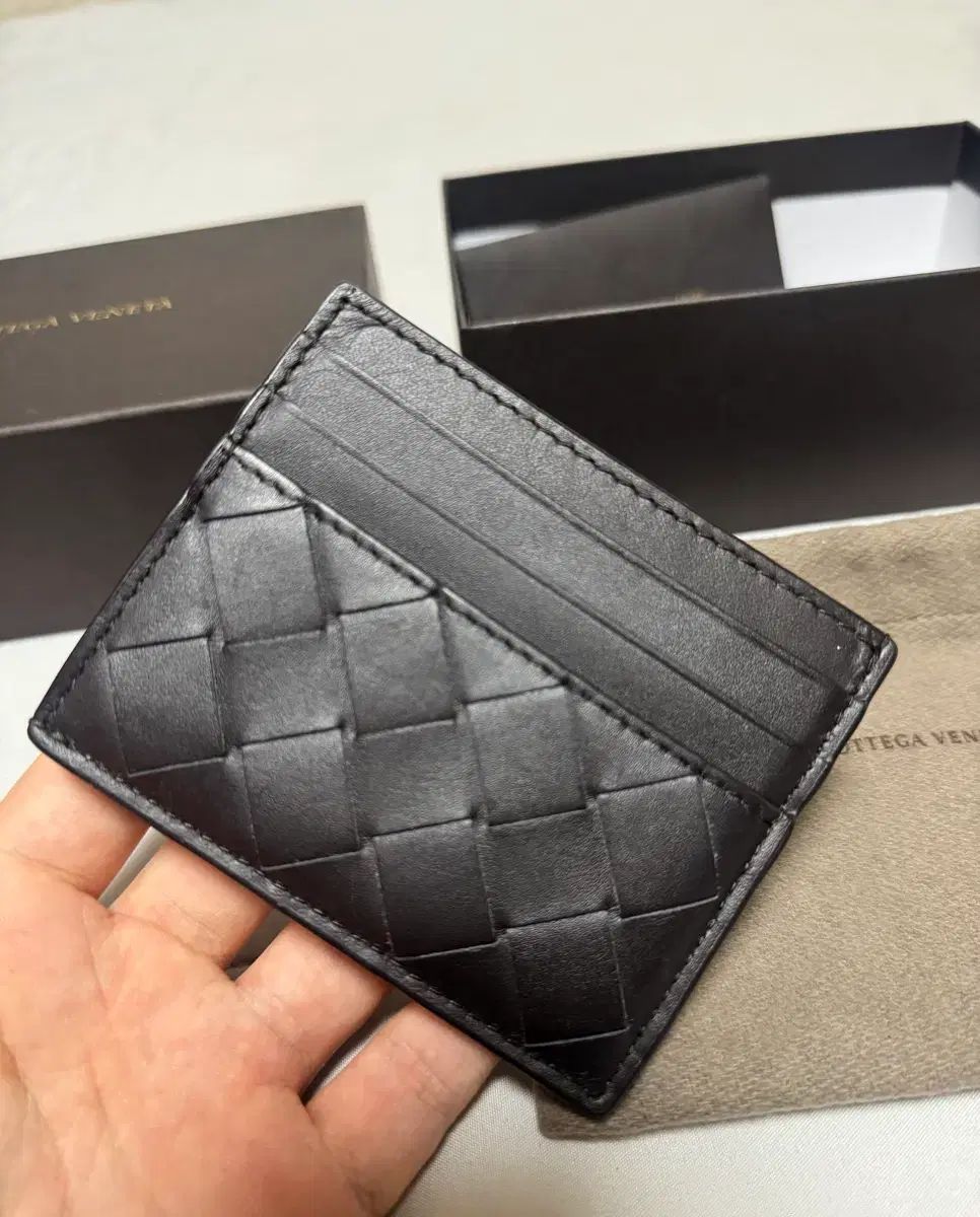 状態良し| 新モデル ボッテガ カードウォレット