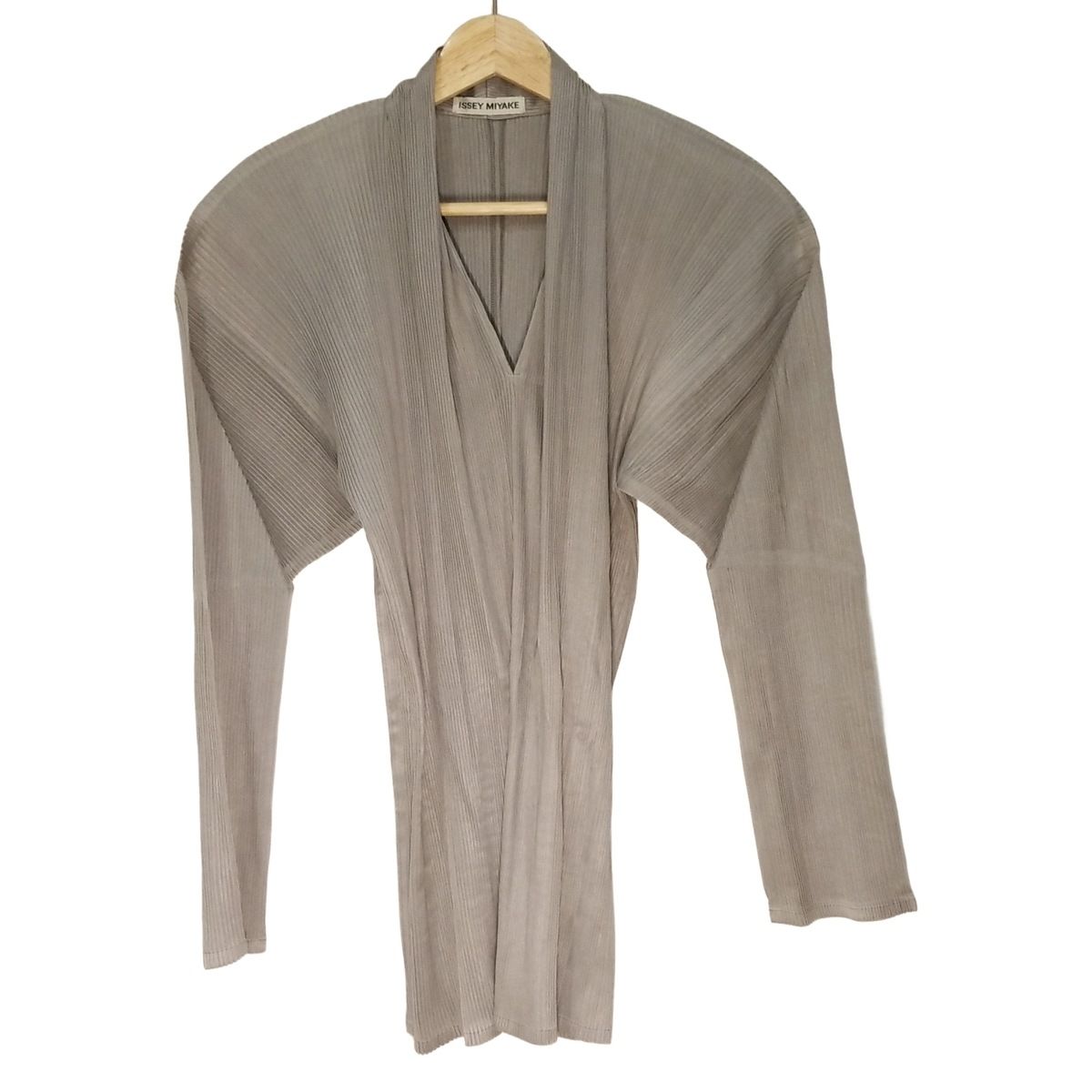 ISSEYMIYAKE イッセイミヤケ ワンピース サイズM レディース - グレー 長袖|ミニ|プリーツ