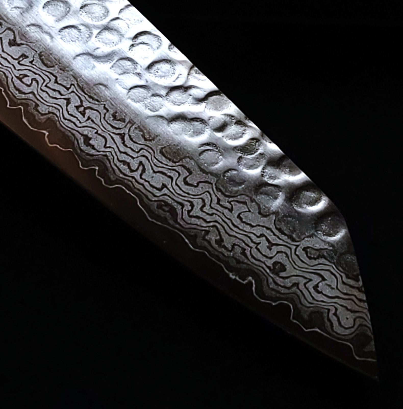 VG10 ダマスカス 文化包丁180mm 茶柄 G8038 月光作 堺 孝行 VG10 33層 ダマスカス サバキ包丁 180mm マホガニー柄 – 清助