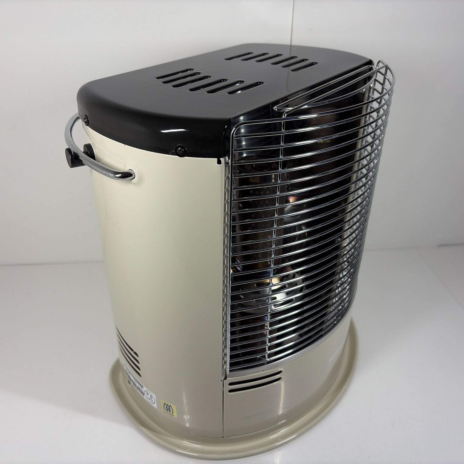 中古・美品】イワタニ カセットガスストーブ デカ暖II CB-STV-DKD2