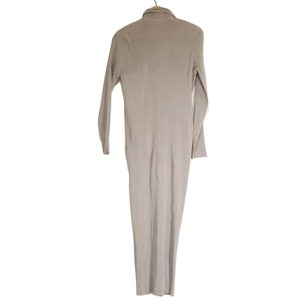 ISSEYMIYAKE イッセイミヤケ ワンピース サイズM レディース - ライトグレー レギュラーカラー|長袖|マキシ丈|プリーツ|シャツワンピ