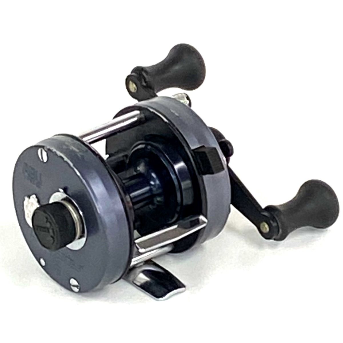 $$ Abu Garcia アブガルシア ベイトリール アンバサダー 150