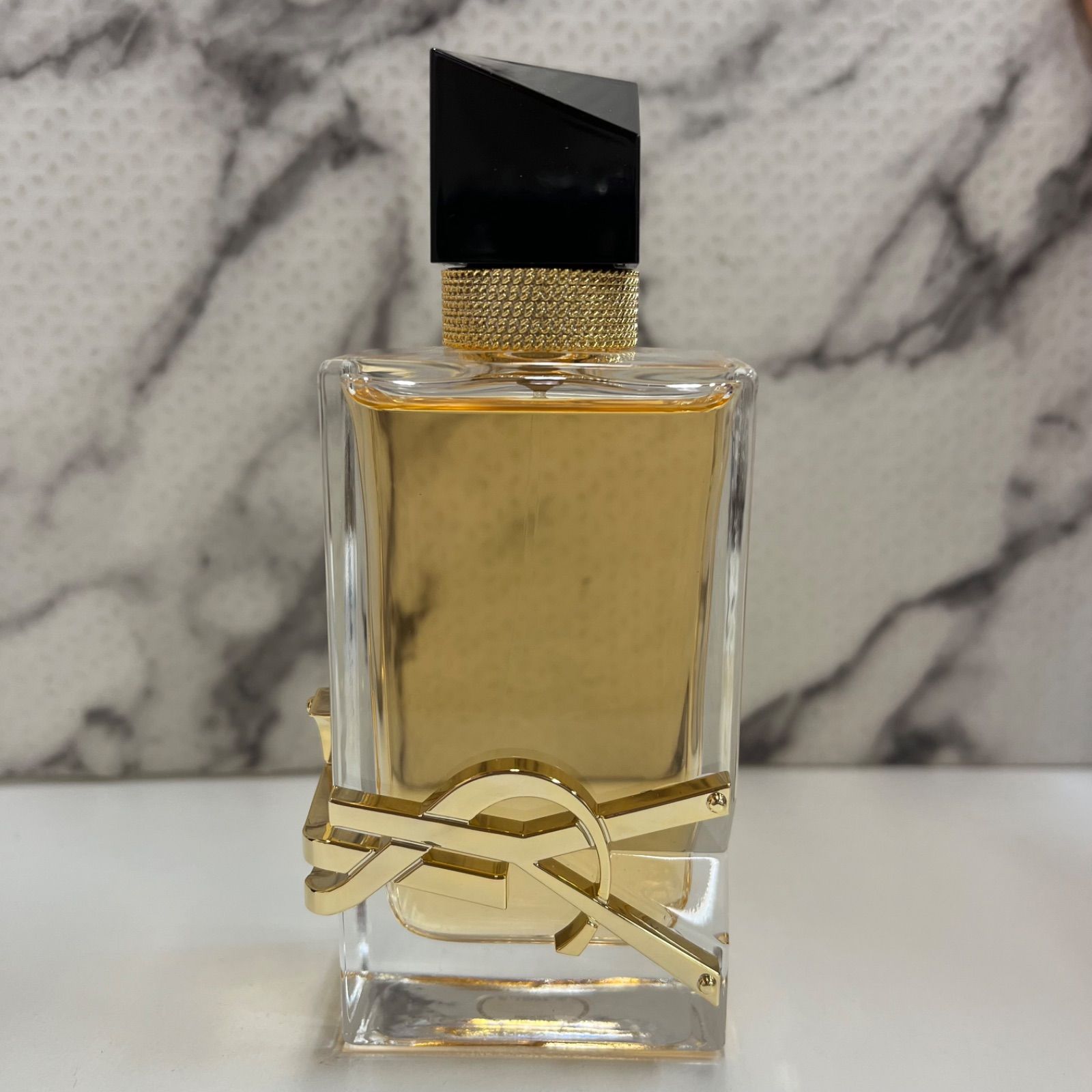 ほぼ♥ Yves Saint Laurent LIBRE イヴ サンローラン リブレ EAU DE 50 ml 990 bef 48