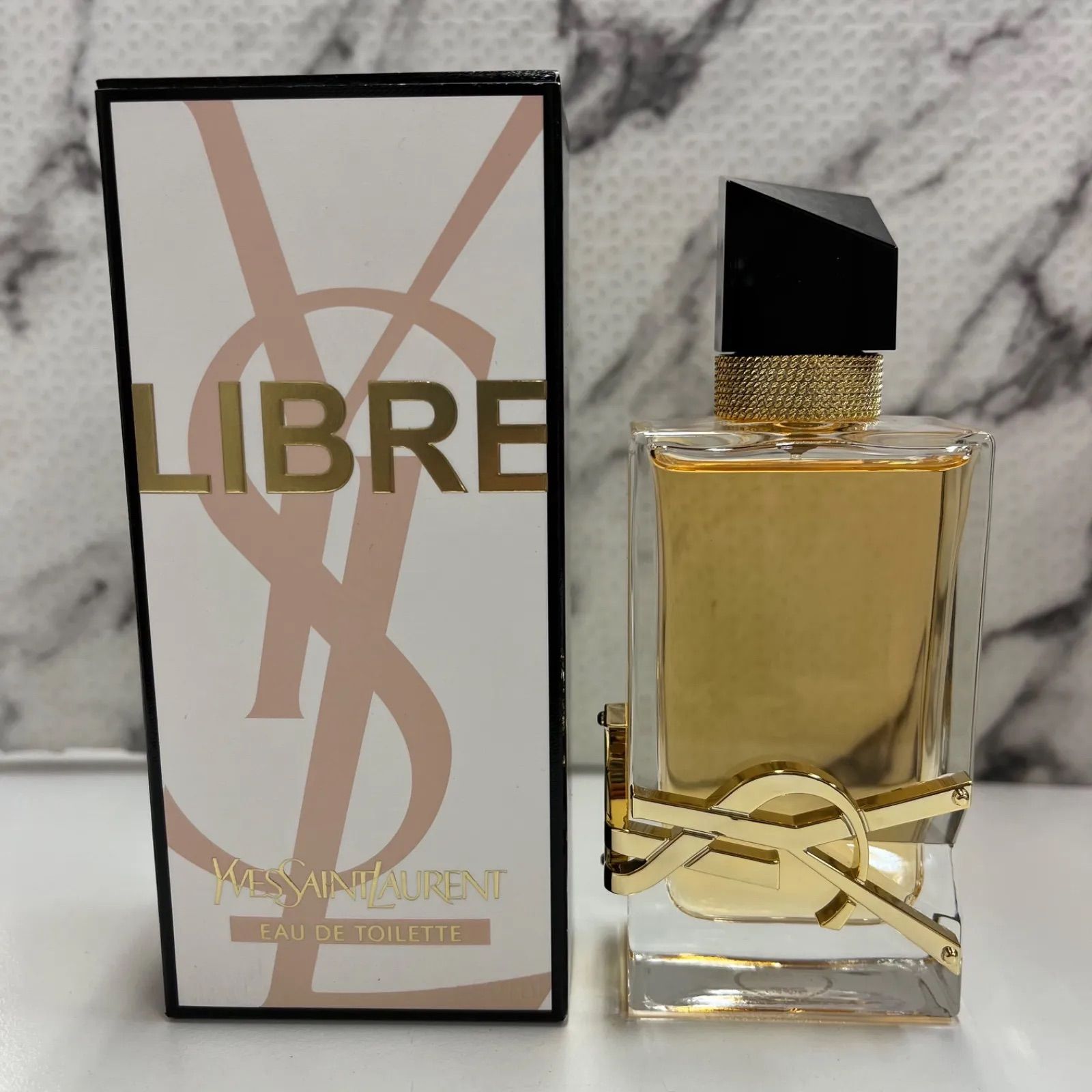 ほぼ♥ Yves Saint Laurent LIBRE イヴ サンローラン リブレ EAU DE 50 ml 990 bef 48