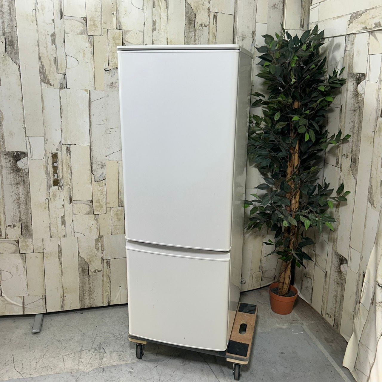 2021年製】MITSUBISHI 三菱 MR-P17G-W ノンフロン冷凍冷蔵庫 168L