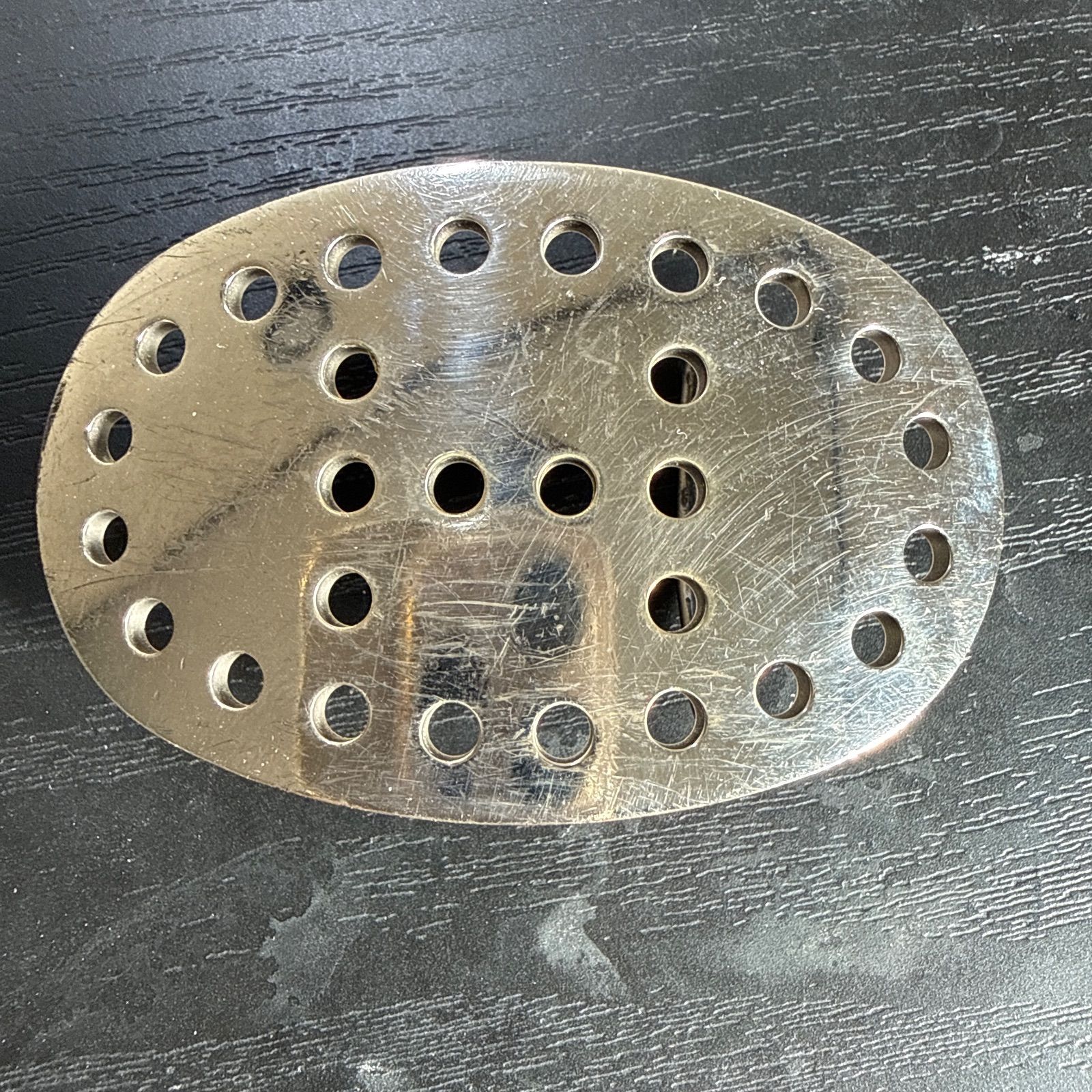 エブリンバックル