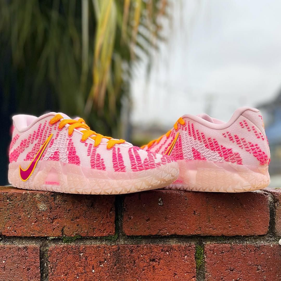 NIKE JA 3 EP S DAY ナイキ ジャ モラント MEN pink foam|hyper pink-silt red HF 2794-601