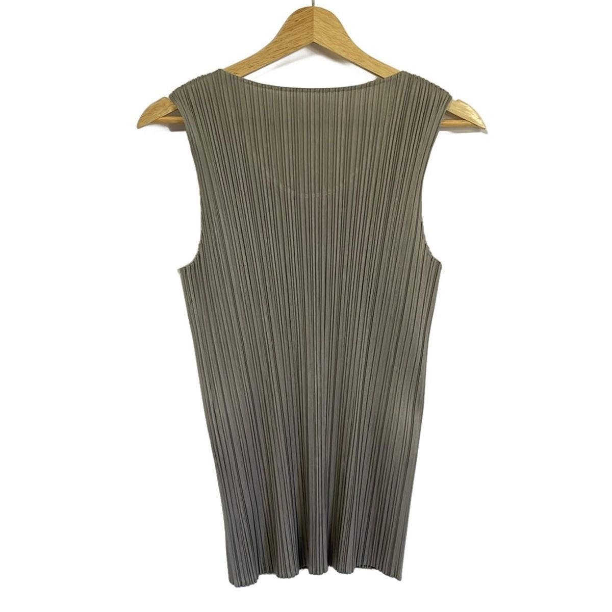 PLEATS PLEASE(プリーツプリーズ) ノースリーブカットソー サイズ4 XL