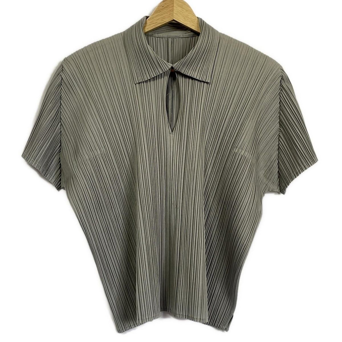 PLEATS PLEASEライトグレー プリーツデザイン 半袖シャツ サイズ3 プリーツプリーズPLEATS PLEASE プリーツファブリックプリント