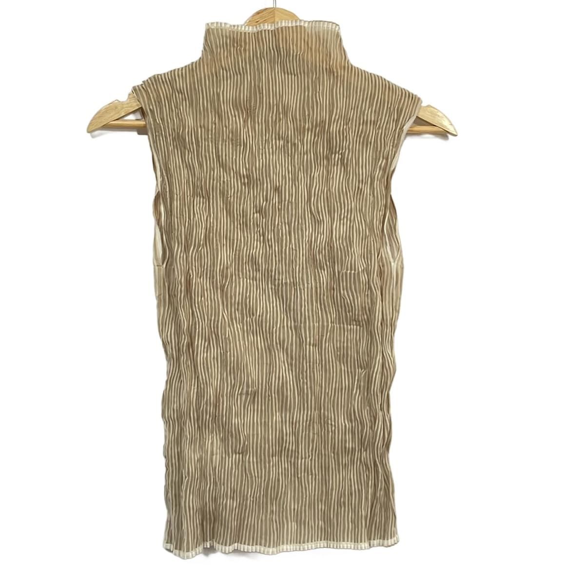 イッセイミヤケ ノースリーブカットソー サイズ3 L レディース ベージュ 白 ハイネック プリーツ ストライプ