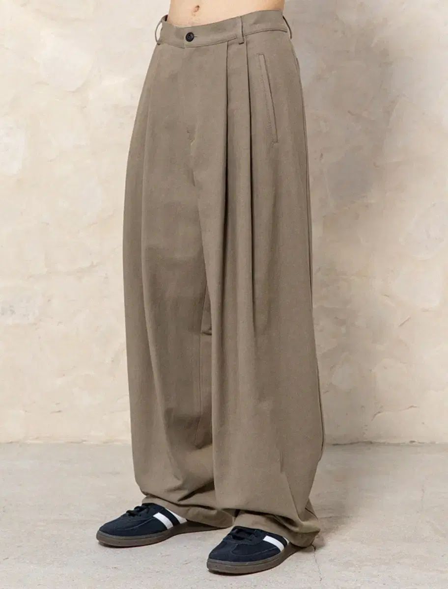 ウォッシュド コットン ドビーパンツ ウォッシュドベージュ 3