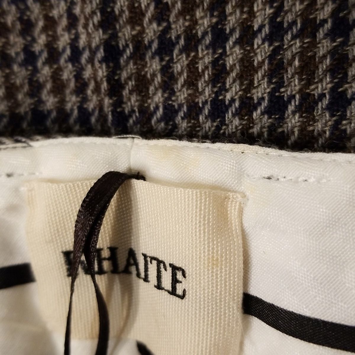 - グレー×ダークブラウン×ネイビー