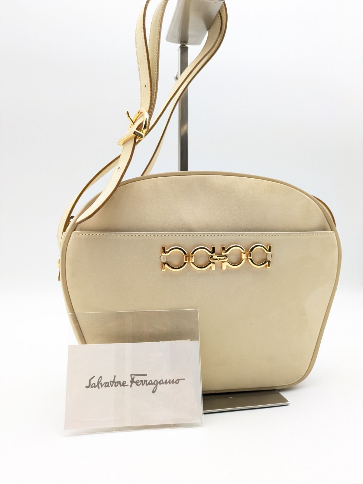 Ferragamo フェラガモ ショルダーバッグ ダブルガンチーニ 2959 - メルカリ