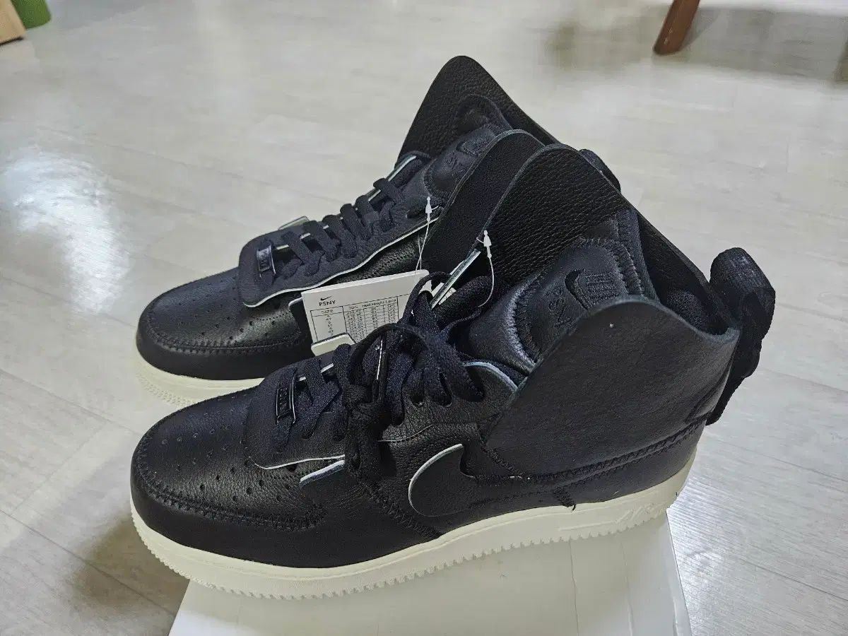 ナイキ エアフォース1 PSNY ブラック ハイトップ スニーカー