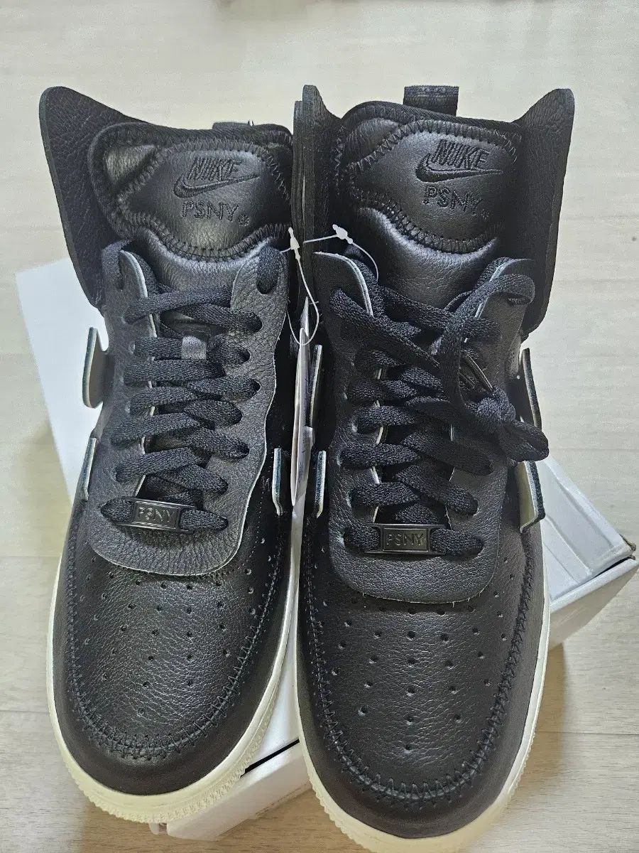 ナイキ エアフォース1 PSNY ブラック ハイトップ スニーカー