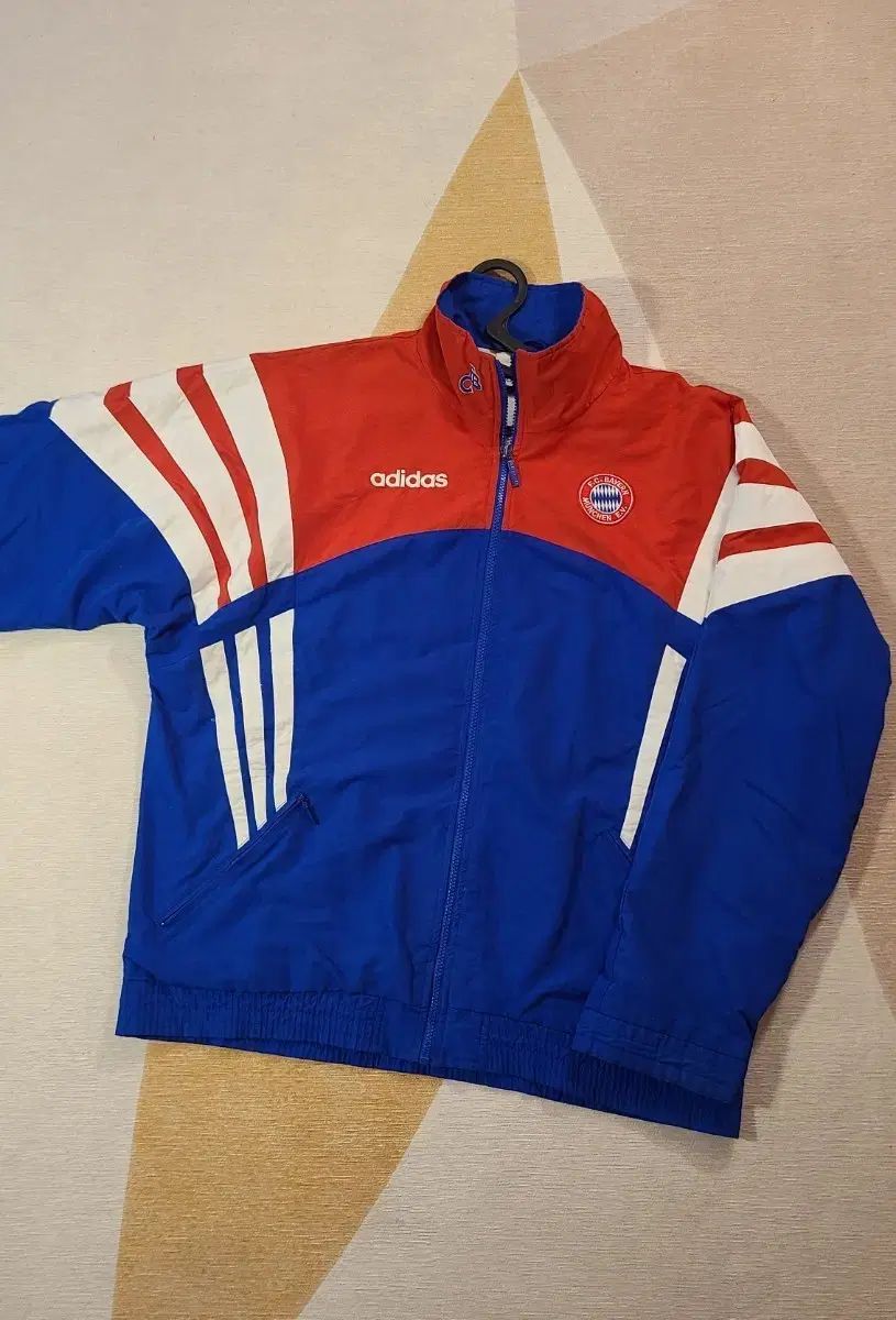 90s当時物 FCバイエルン ミュンヘン97-99 ユニフォーム アディダス製M 90s当時物 FCバイエルン ミュンヘン97-99 ユニフォーム アディダス製M