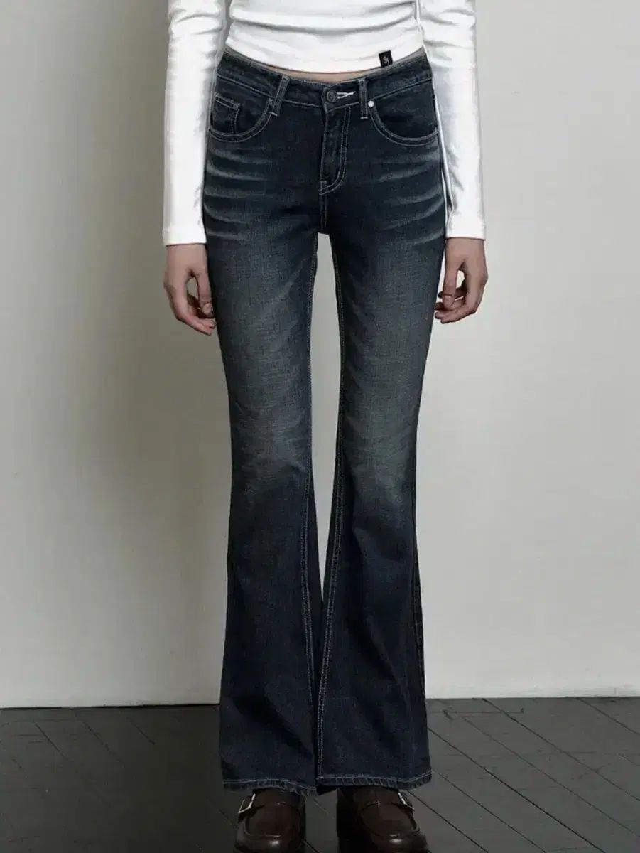 シージーン サンドキャット ウォッシュ デニム ブーツカット